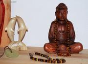 Buddha und Partnerschafts - Delphine aus Hibiskus Holz, Balinesische Handarbeit