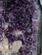 Amethyst Druse, AB Qualit�t mit grossen Calziten
Minas Gerais